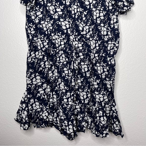 Entro Navy Floral Ruffle Shorts Romper Size XL - Picture 4 of 5